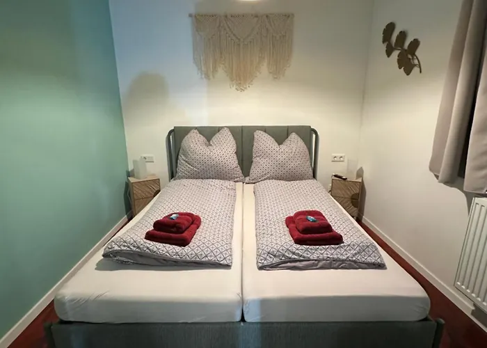 Relaxen Im Weindorf 1 *